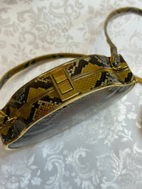 Vintage Python‐Clutch mit goldenen Beschlägen