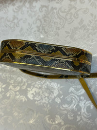 Vintage Python‐Clutch mit goldenen Beschlägen