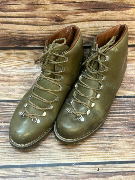 „Vintage Bergsteiger-Stiefel Patons Lavaredo aus olivgrünem Leder, Gr. 40, Made in Italy“