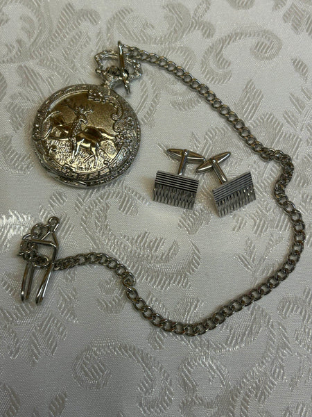 „Silberne Taschenuhr mit Hirschmotiv und Kette – Trend Design Quarz“