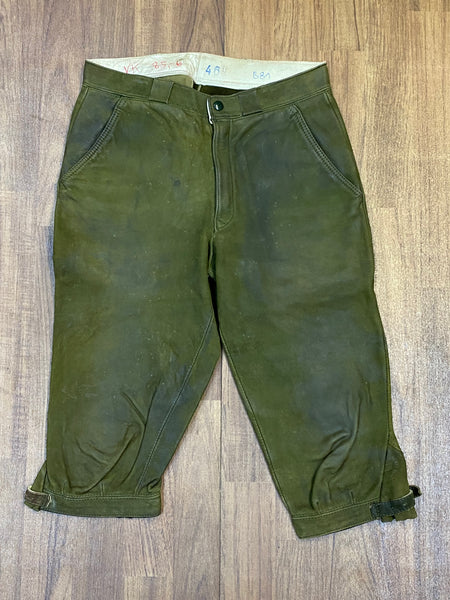 Trachtenkniebundhose aus Leder grün