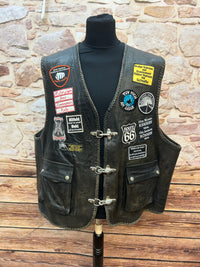 Vintage Biker-Lederweste Größe 7XL von Gensler mit Patches und großem Adler-Stick auf dem Rücken