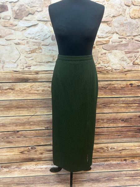Vintage Bleistiftrock dunkelgrün, lang, Größe 38, eleganter Schnitt mit Reißverschluss hinten.