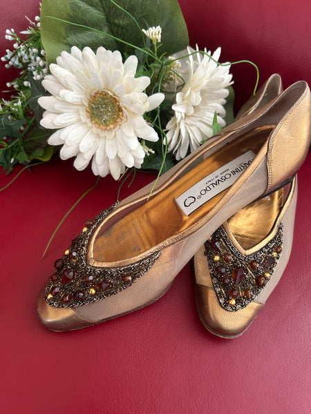 Vintage Martini Osvaldo Pumps in antikem Gold mit Bernstein-Glassteinen und Mesh-Einsätzen