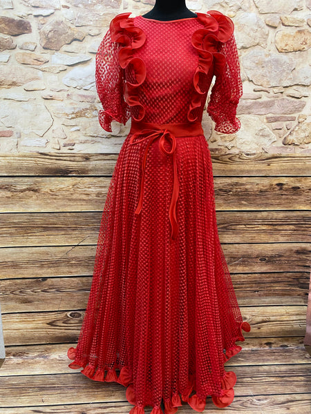 rotes Vintage Rüschen-Maxikleid mit Netzspitze und Bindegürtel, Gr. 36