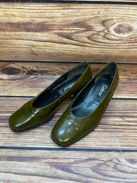 Elegante Vintage Damenschuhe Pumps von Gabor olivegrün Gr.39