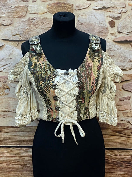 Elegantes Vintage-Trachtenmieder mit romantischen Stickereien