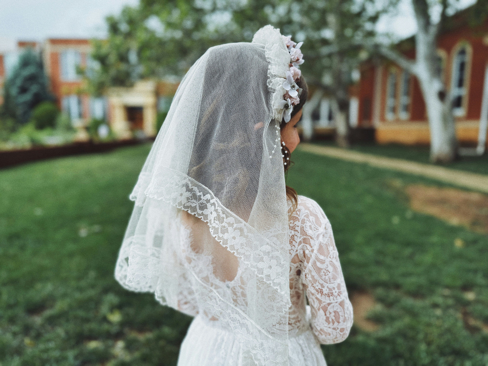 „Kommunionkleid für Mädchen weiß zur Erstkommunion“