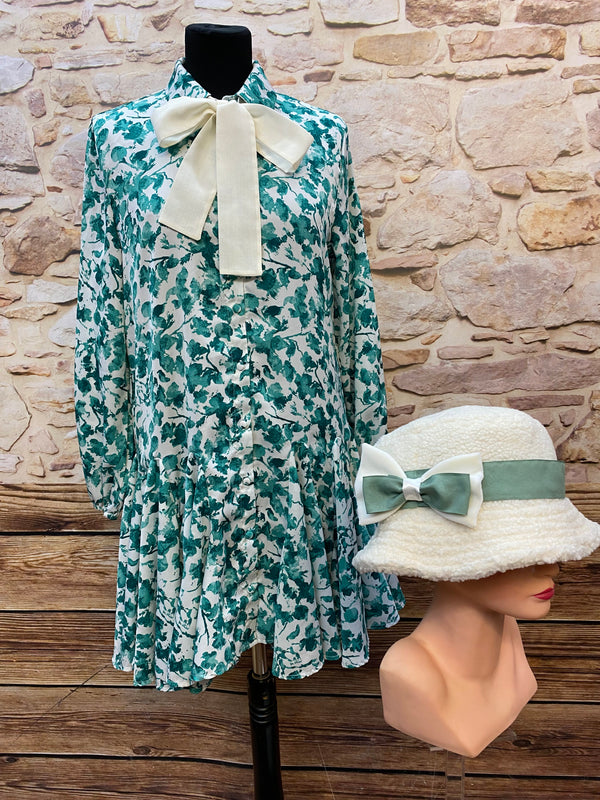 „1920er Tageskleid Drop Waist Set Größe 42 mit weißem Hut im Downton Abbey Stil“
