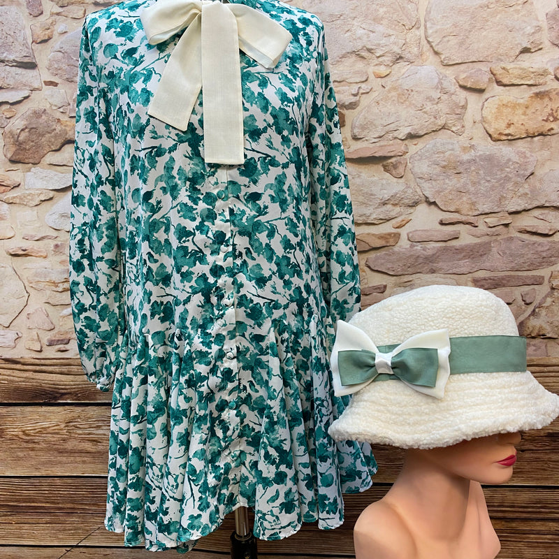 „1920er Tageskleid Drop Waist Set Größe 42 mit weißem Hut im Downton Abbey Stil“