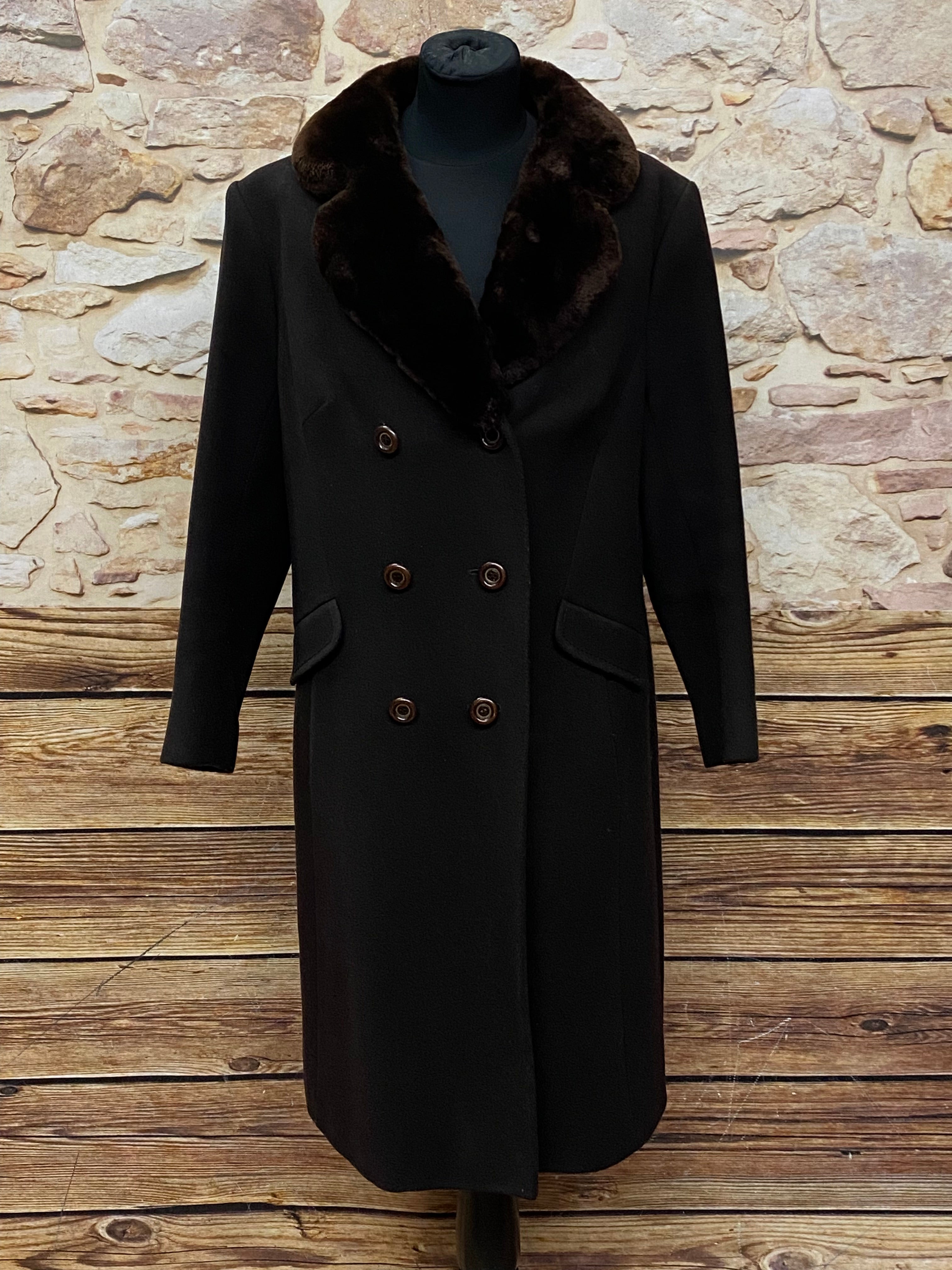 Langer Vintage Damenmantel 20er Jahre Stil in schwarz mit Fellkragen Gr.38