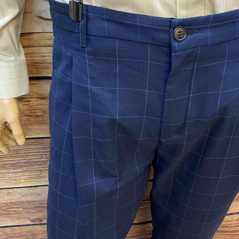 20er Jahre Herren Outfit blau mit Hosenträgern und Schiebermütze, Ansicht 3