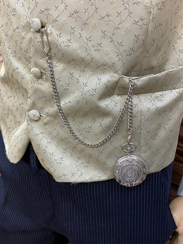 Schiebermütze, Fliege, Taschenuhr und Manschettenknöpfe für Vintage Herren Outfit