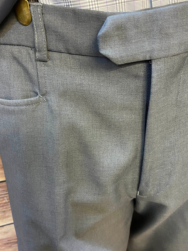 Graue Knickerbocker-Hose für ein klassisches 20er Jahre Herren Outfit