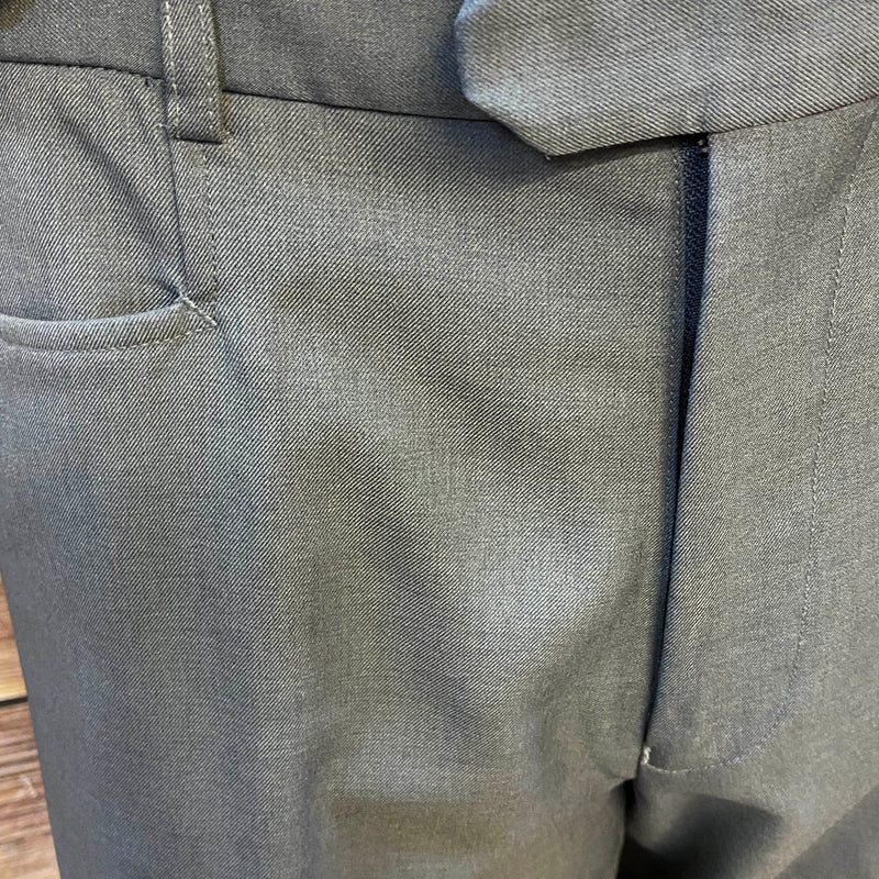Graue Knickerbocker-Hose für ein klassisches 20er Jahre Herren Outfit