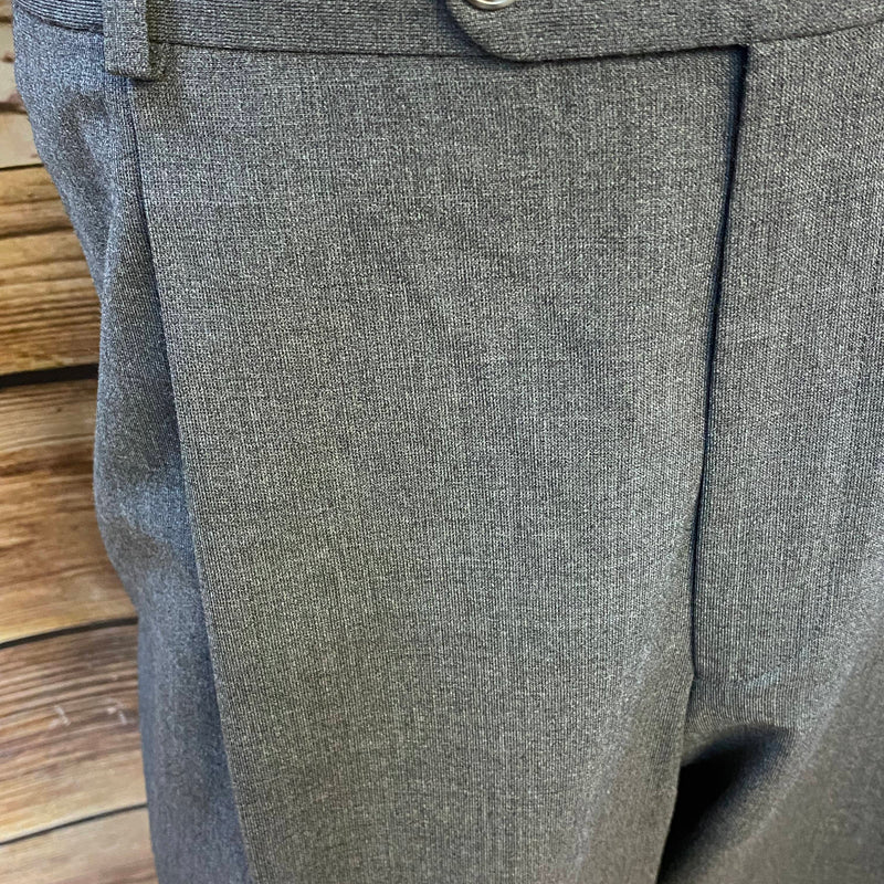 Graue Herrenhose für ein klassisches 20er Jahre Herren Outfit Gr. 58