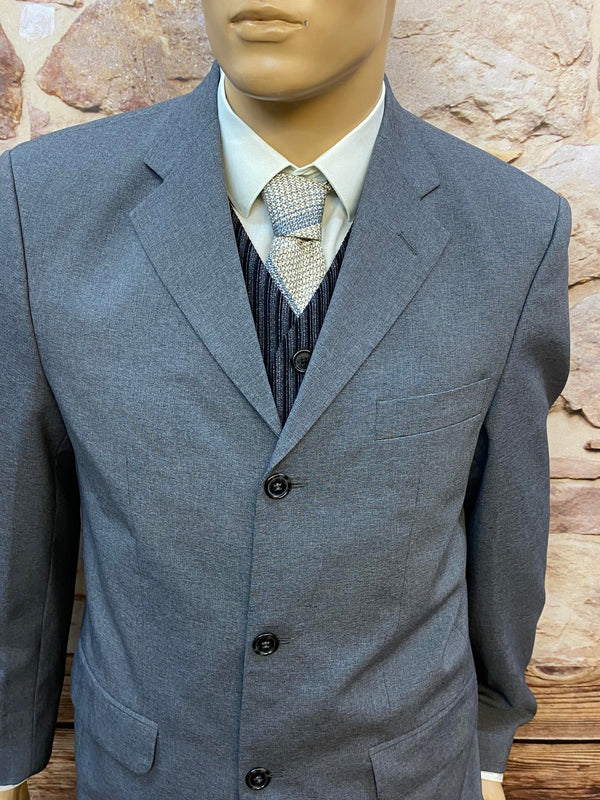 „Detail graues Sakko mit Weste Cinque Vintage Herren Outfit“