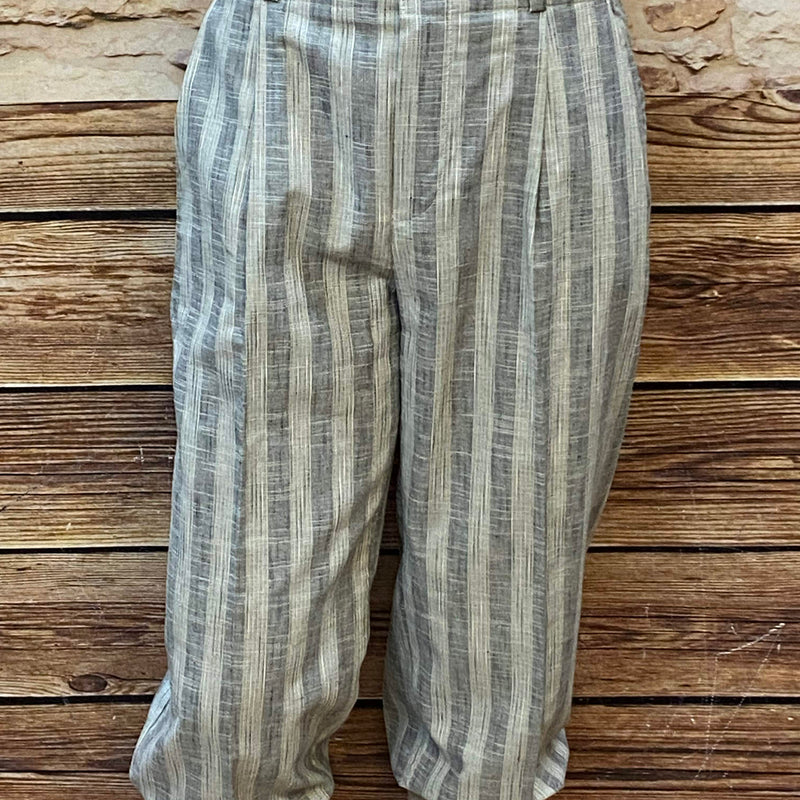 Hell‑ bis mittelgrau gestreifte Knickerbockerhose mit naturfarbenen Knöpfen, gerafftem Saum, Größe 50, Bundweite 90 cm, ungetragen – 20er‑Jahre‑Stil.