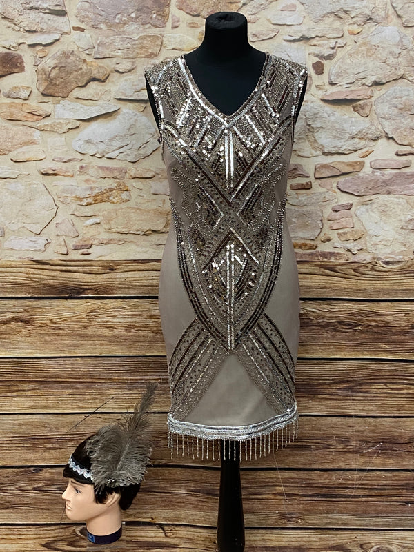 Hochwertiges 3teilige Charlestonkleid im 20er Jahre Stil, gold, silber, beige, inklusive Kopfschmuck und Handschuhe Gr.36