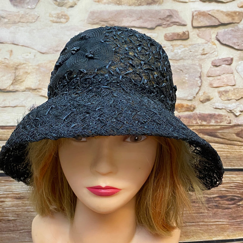 Schwarzer Vintage Hut Cloche Rollrand-Hut 20er Jahre