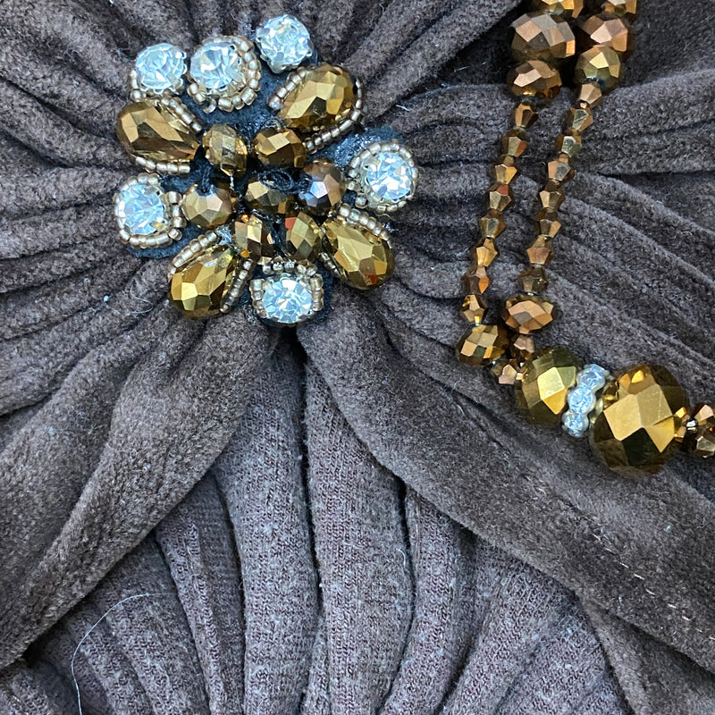 20er Damen-Set, Turban, Brosche und Perlenkette