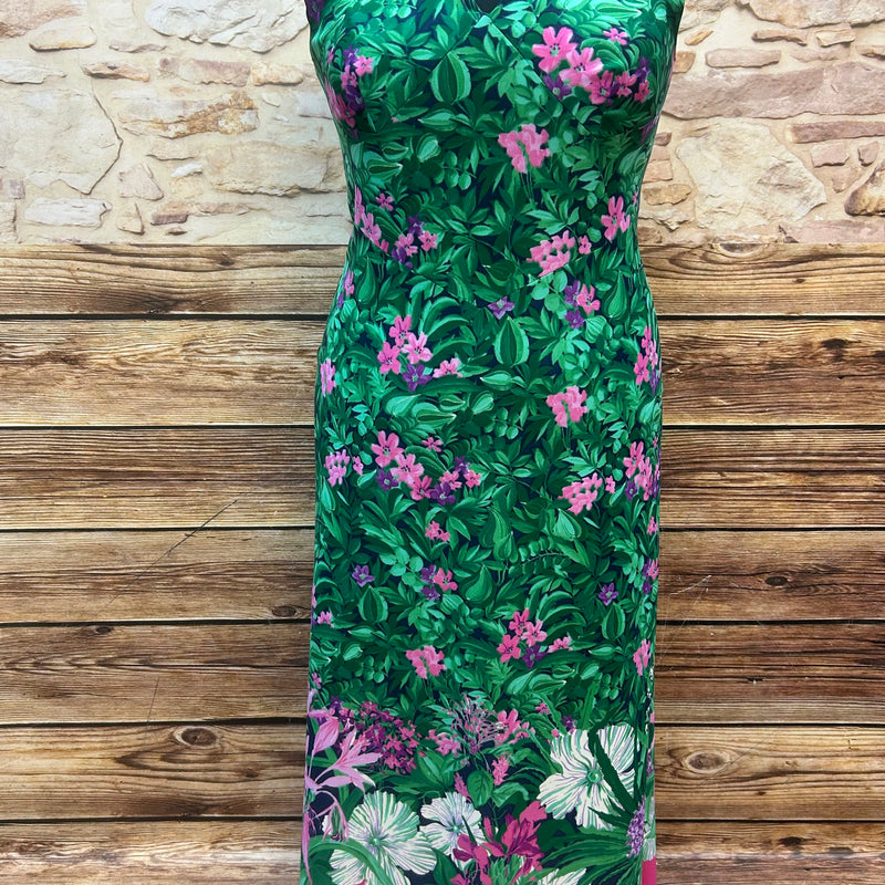 Original 70er Jahre Maxikleid Gr. 46 in Grün mit pinkem Blumenmuster und V-Ausschnitt