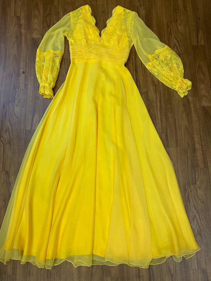 Robe maxi vintage originale des années 70 taille 36 en jaune vif 