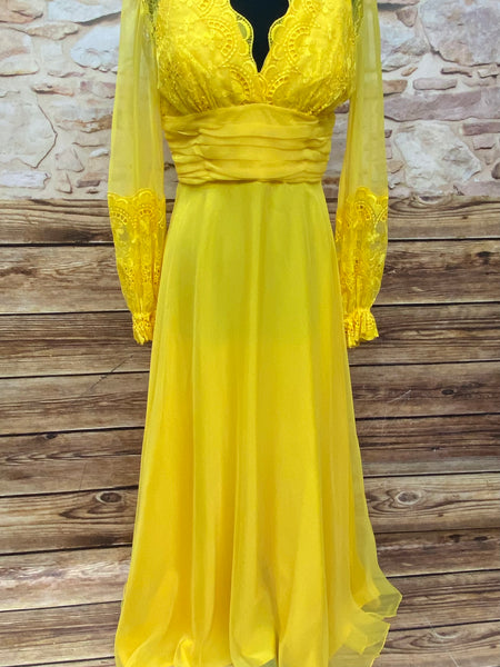 Original 70er Jahre Vintage Maxi-Kleid Gr.36 in knalligem Gelb