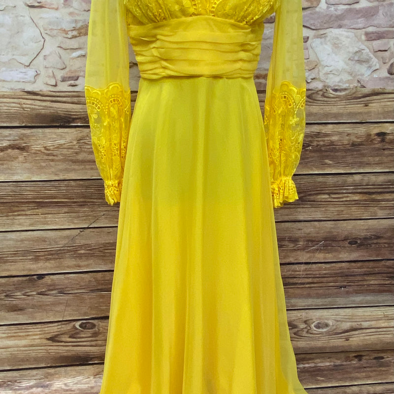 Original 70er Jahre Vintage Maxi-Kleid Gr.36 in knalligem Gelb