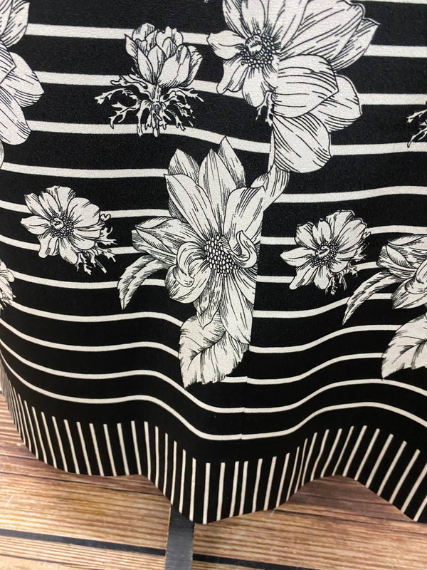 Langes Vintage Kleid Maxikleid 70er Jahre schwarz/weiß Gr.44
