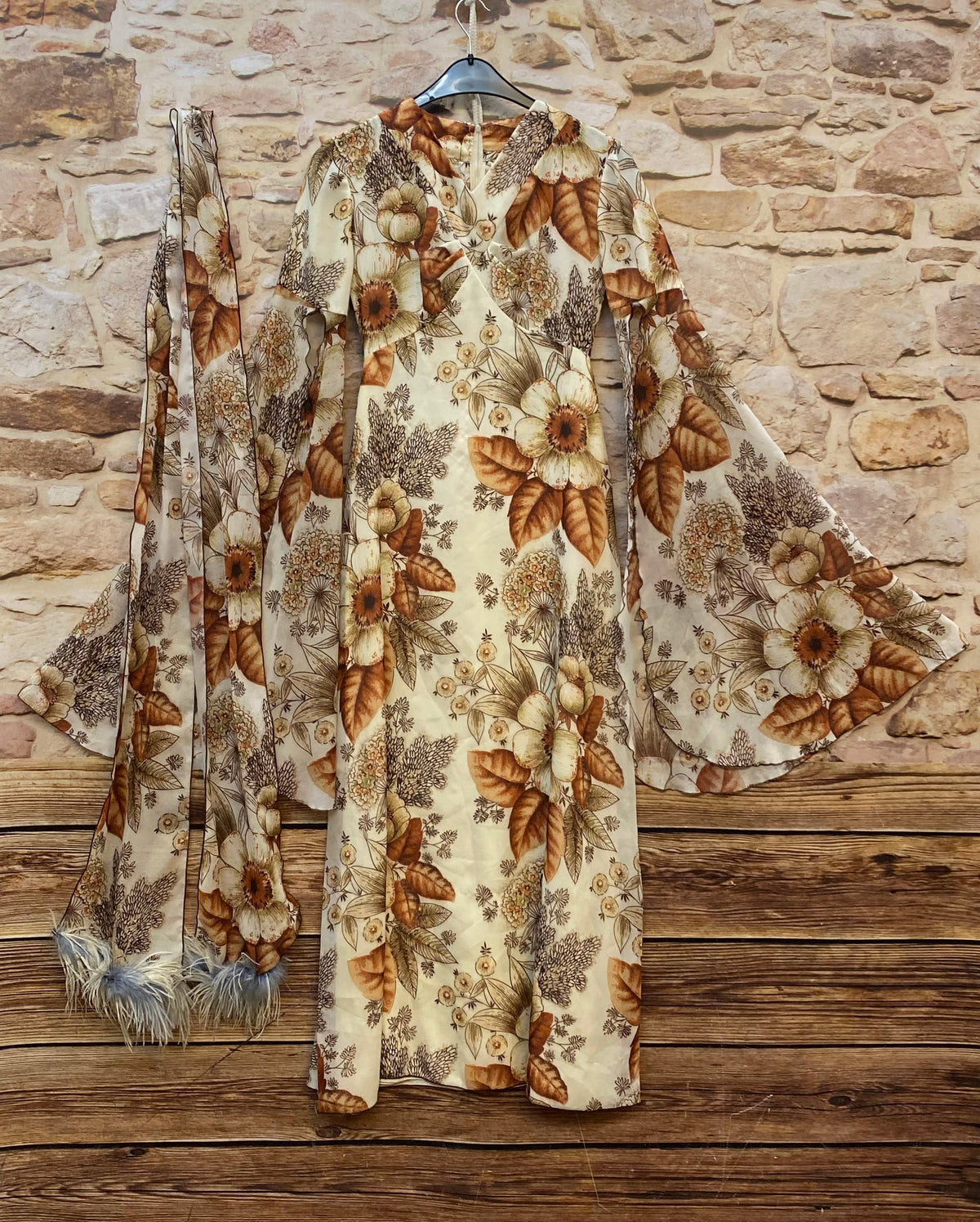 Robe originale des années 70 avec foulard taille 34 