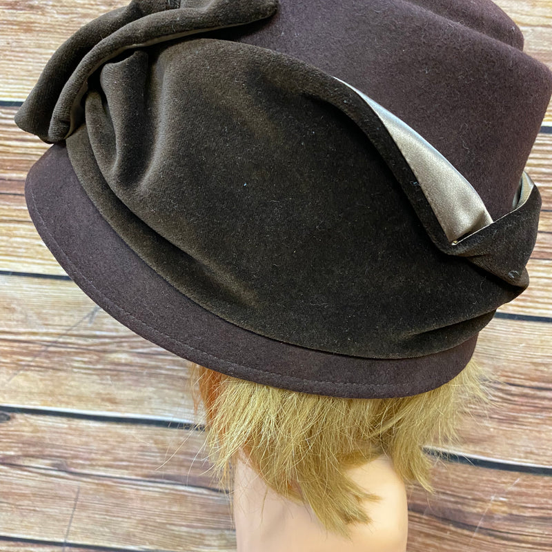 Vintage Cloche-Hut von Whiteley 20er Jahre Helmet Cloche Gr.58