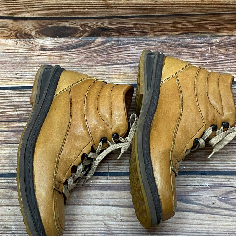 Vintage Trachtenschnürstiefel von LOWA, Größe 42