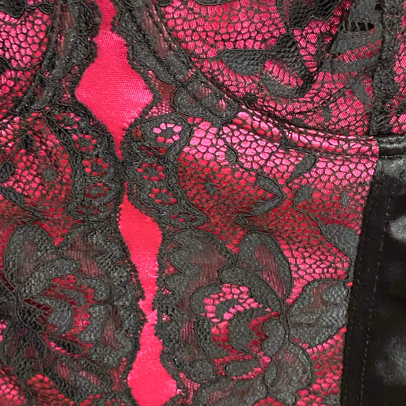 Korsetts in Schwarz mit pinken Akzenten Gr.36
