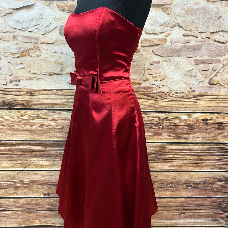 Cocktailkleid in Rot mit Schleife – von Lissa, Gr. 36 (ungetragen)