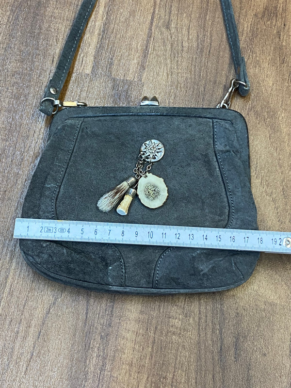 Vintage Trachtentasche, Dirndl Handtasche in grau