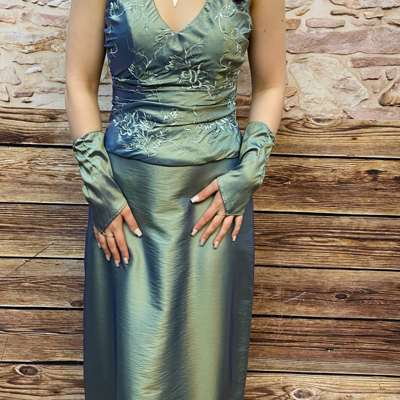 3teiliges Abenkleid in Gr. 36 blassgrün mit Handstulpen