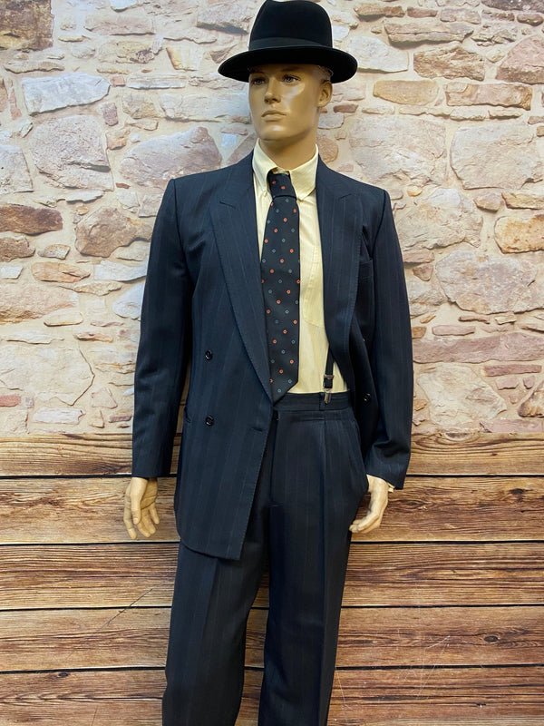 Vintage Nadelstreifen-Anzug – Babylon Berlin Stil, Gr. 50