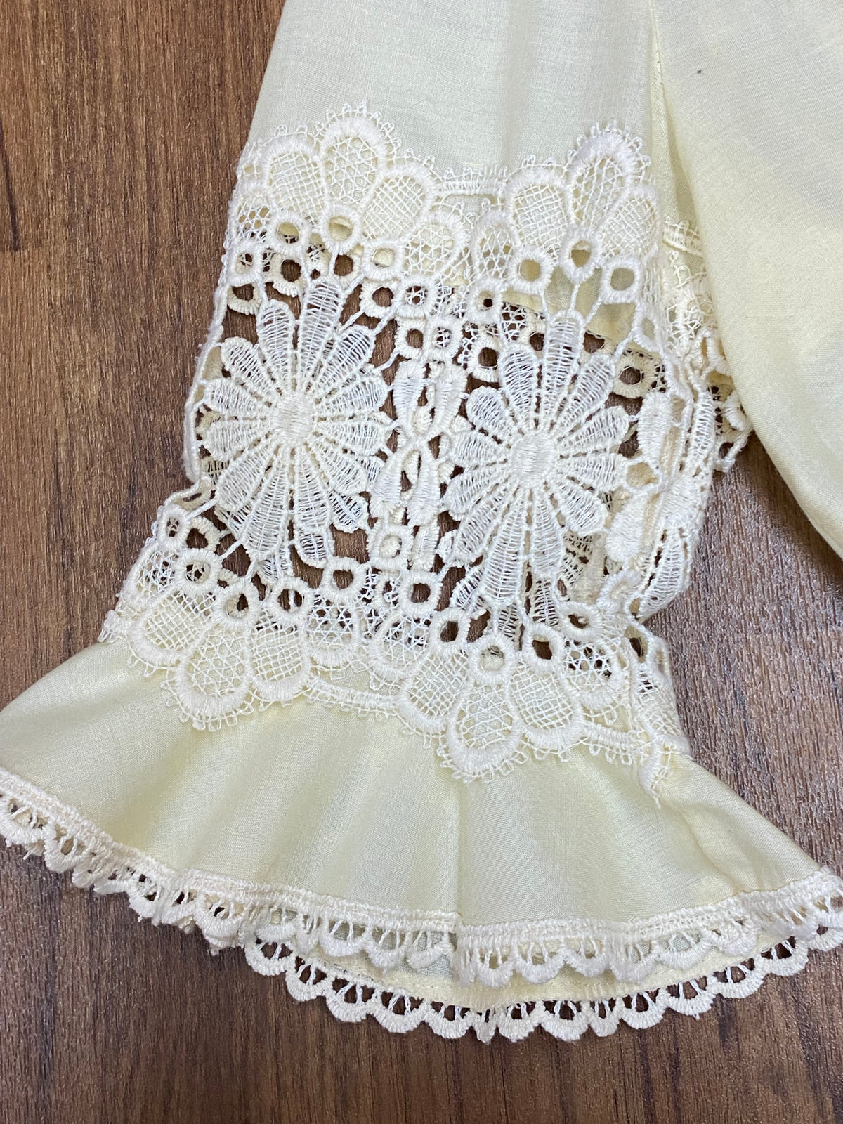 Vintage Dirndlbluse, 70er Jahre, Gr.44, mit Glockenärmel