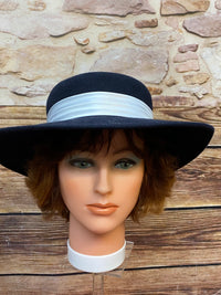 Chapeau vintage en feutre de laine blanc bleu foncé à large bord, taille 57 