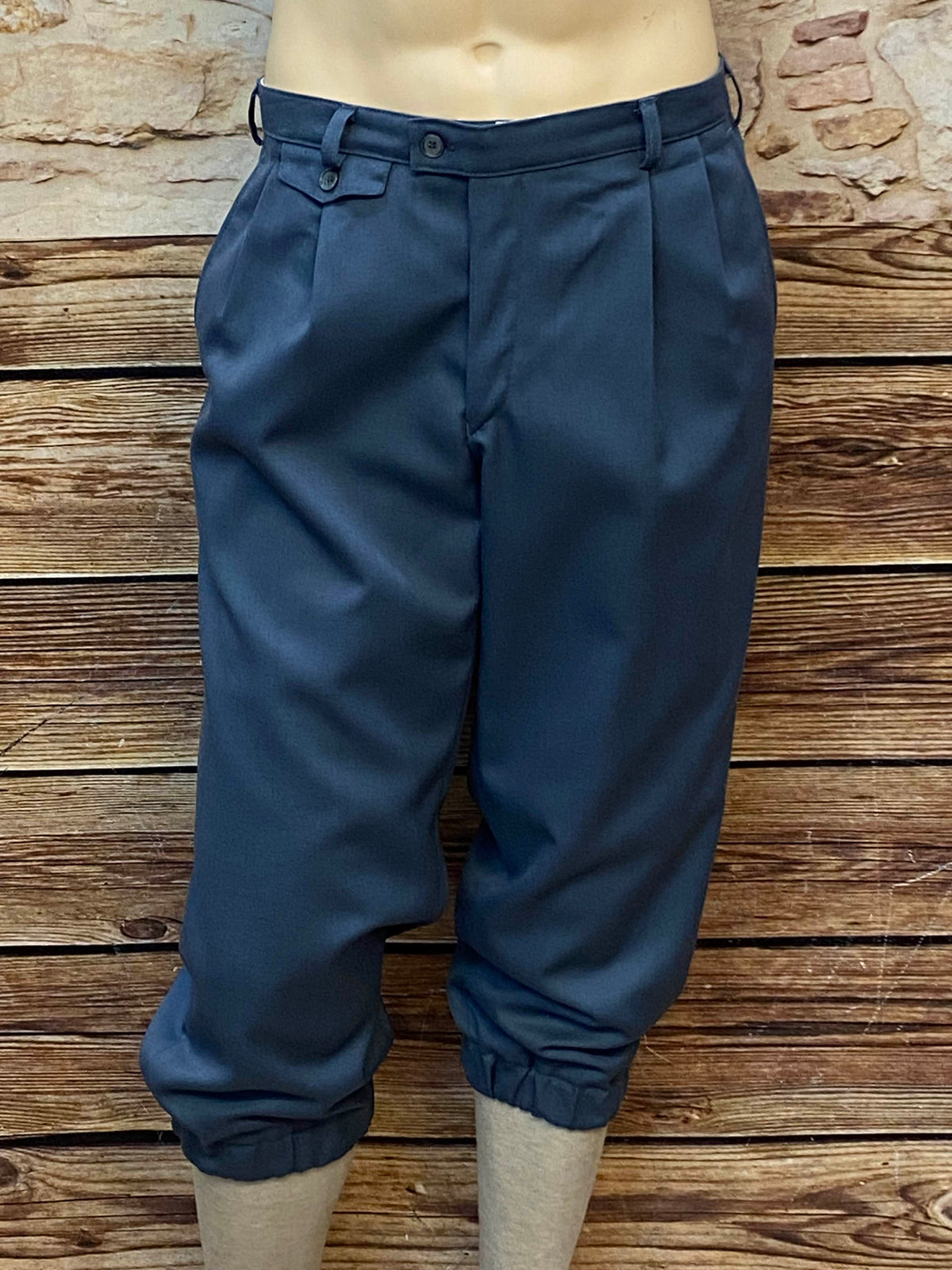 Elegante Dunkelblaue Knickerbockerhose im Vintage-Stil