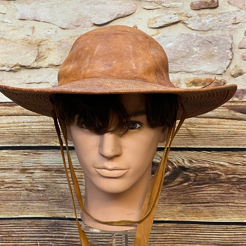 Brauner Vintage Leder-Westernhut Gr. 57 mit breiter Krempe, Ziernähten und Bindeband Ansicht 1
