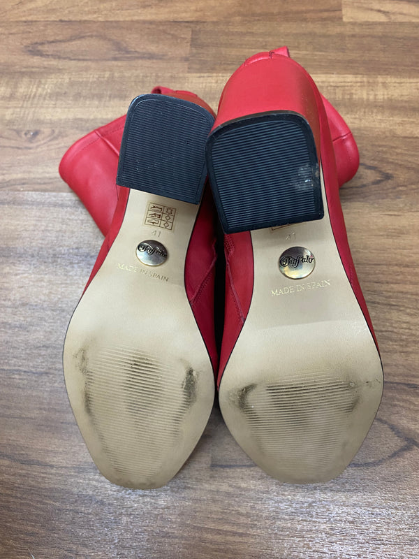 Rote Damen Stiefelette von Buffalo Gr.41