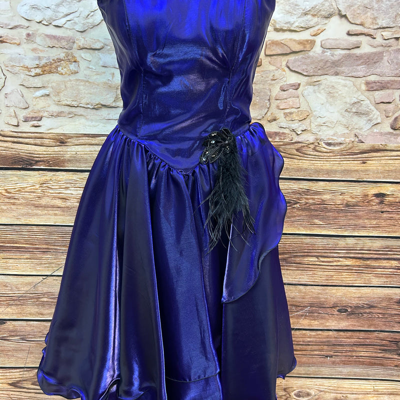 „Vintage Cocktailkleid lila Satin Federn Pailletten 80er Gr 34 Vorderansicht
