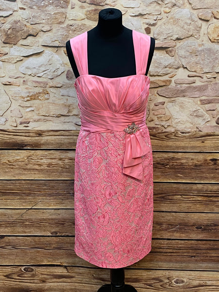 „Cocktailkleid rosa John Charles London Gr 42 elegant Vorderansicht