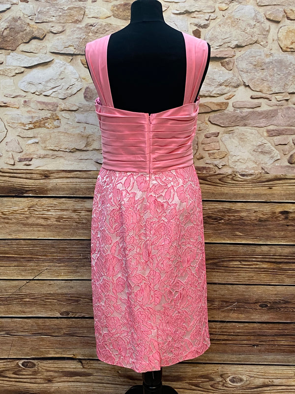„Cocktailkleid rosa John Charles London Gr 42 elegant Rückansicht
