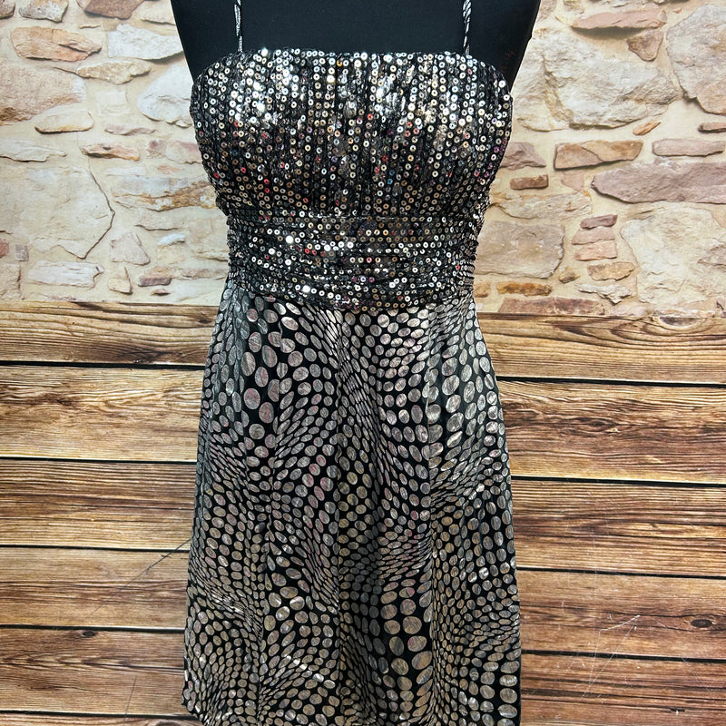 „Vintage Cocktailkleid schwarz Pailletten trägerlos Gr 38 Vorderansicht