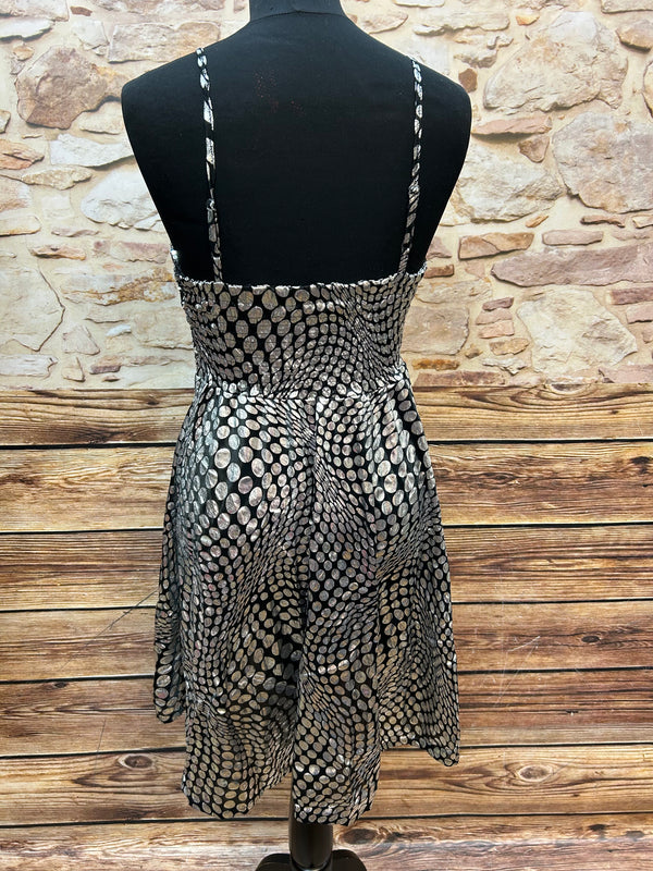 „Vintage Cocktailkleid schwarz Pailletten trägerlos Gr 38 Rückansicht