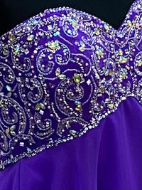 Robe de cocktail courte paillettes violet taille 40