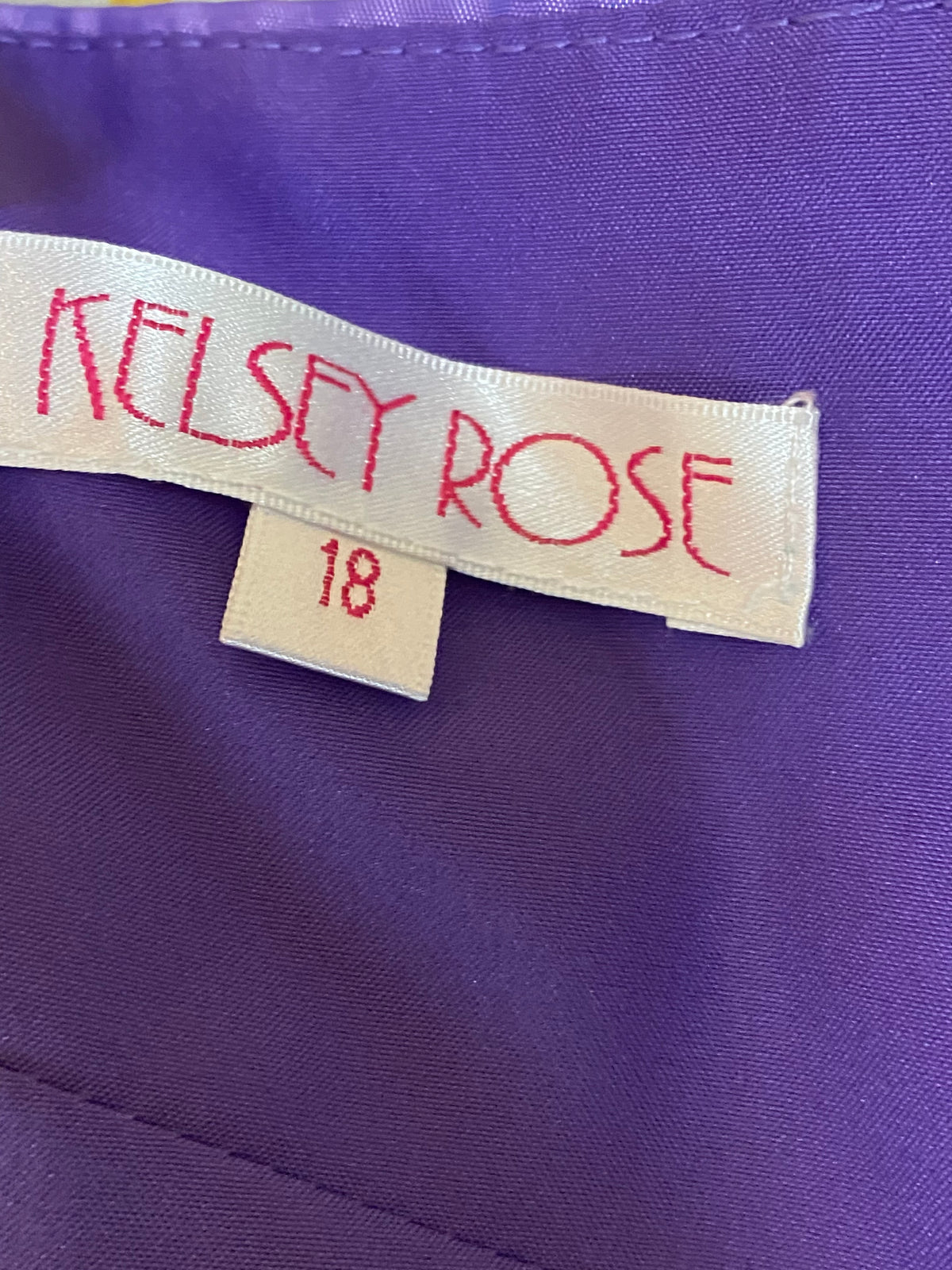 Brautmutterkleid mit Bolero von Kelsey Rose Gr.42 in lila